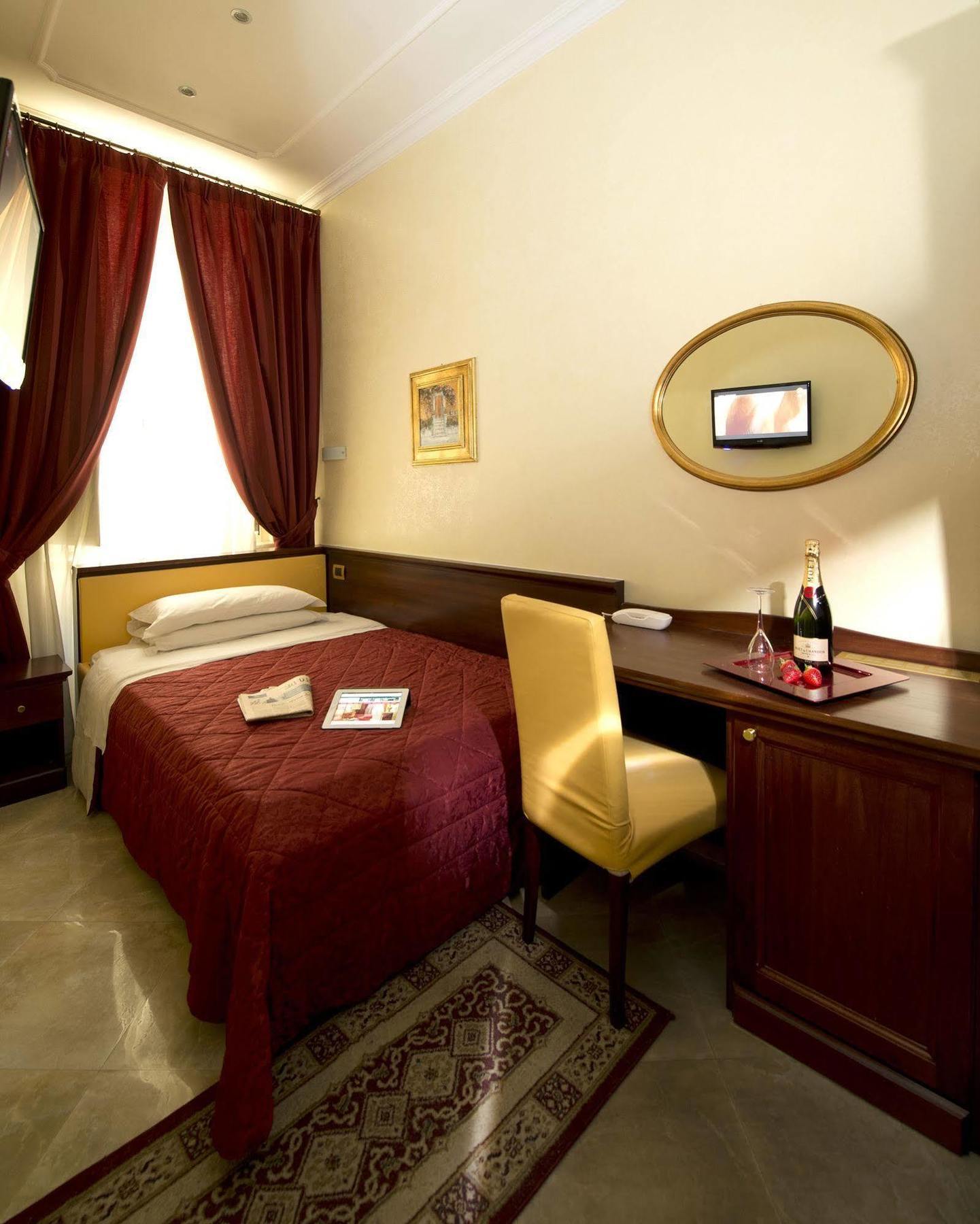 Hotel Esposizione Roma Buitenkant foto